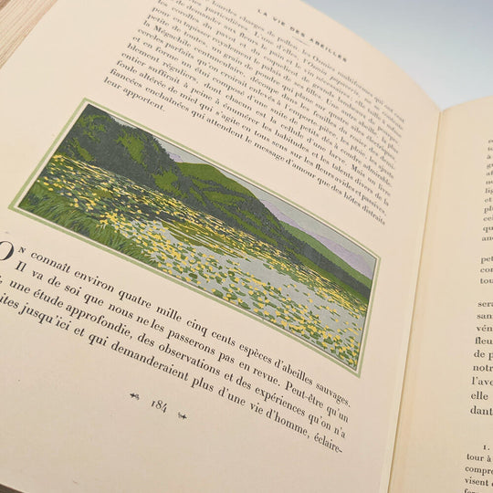 MAETERLINCK Maurice - SCHWABE Carlos. La vie des abeilles.